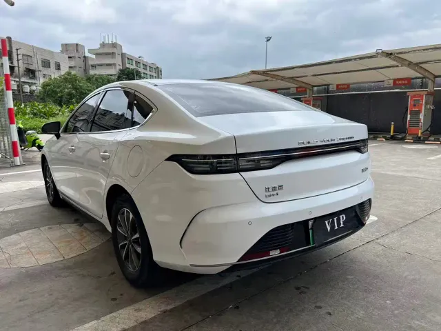 BYD Destroyer 05 — Фото автомобиля 9