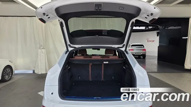 Audi Q5 45 TFSI quattro Sportback Premium — Фото автомобиля 16