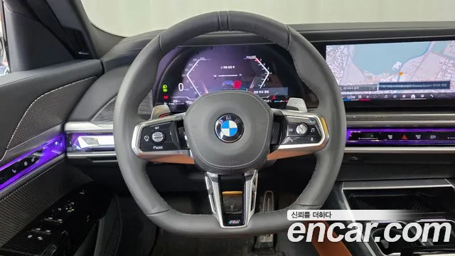BMW 7-Series 7 серия (G70) 740i xDrive M Sport — Фото автомобиля 13