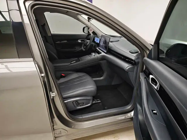 Geely Galaxy E5 — Фото автомобиля 10