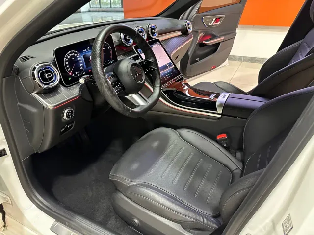 Mercedes-Benz C-Class — Фото автомобиля 5