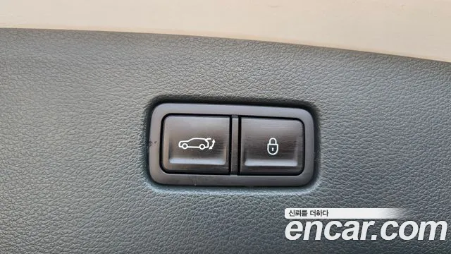 Genesis GV80 — Фото автомобиля 24
