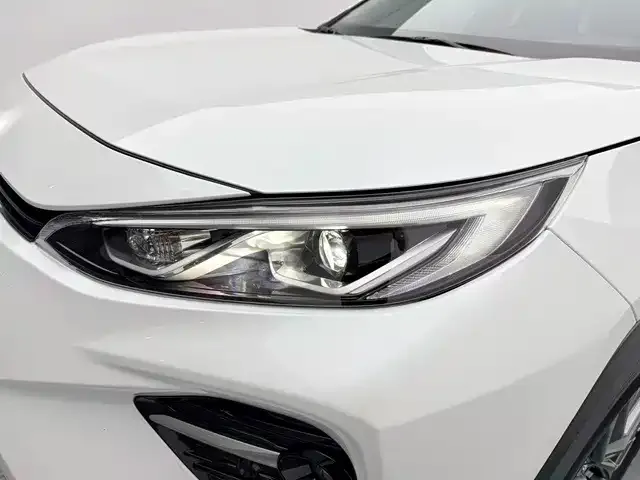 Toyota Wildlander — Фото автомобиля 14