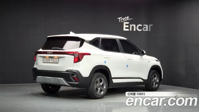 Kia Seltos — Фото автомобиля 2