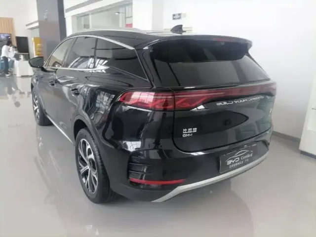 BYD Tang — Фото автомобиля 22