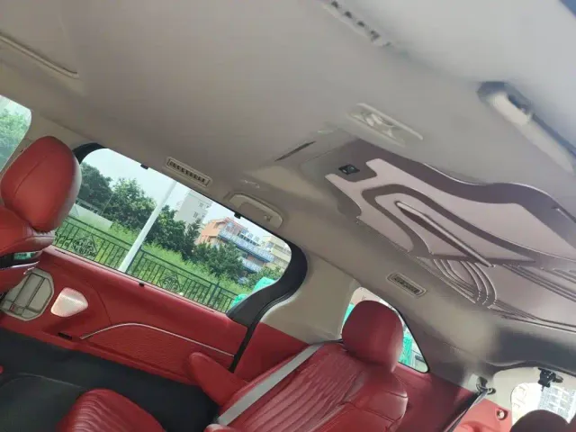 Toyota Sienna — Фото автомобиля 8