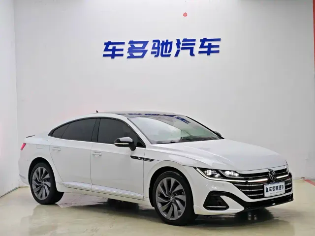 Volkswagen CC — Фото автомобиля 3