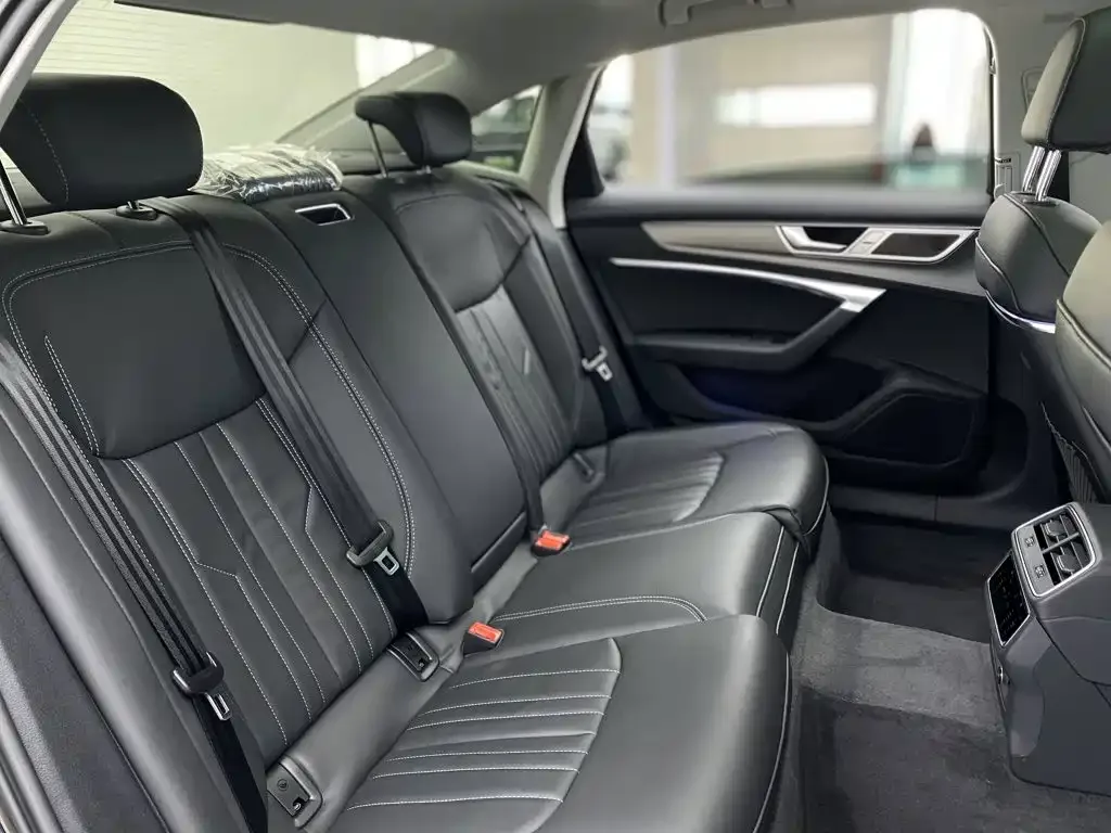 Audi Audi A6L 2024 45 TFSI Premium Dynamic — Фото автомобиля 28