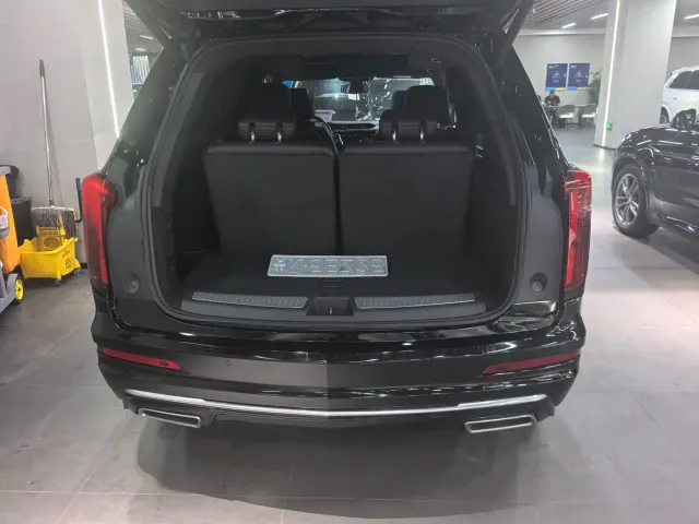 Cadillac XT6 — Фото автомобиля 19
