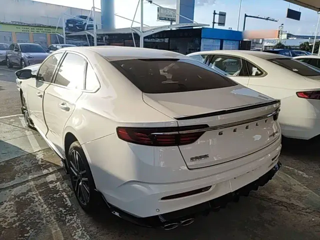 Geely Xingrui — Фото автомобиля 4