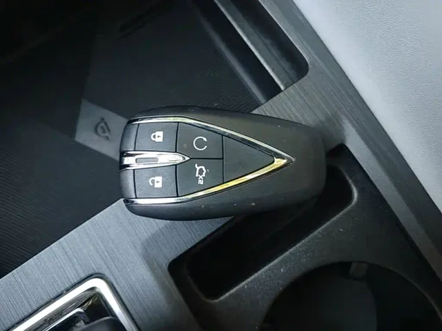 Changan CS75 Plus — Фото автомобиля 8