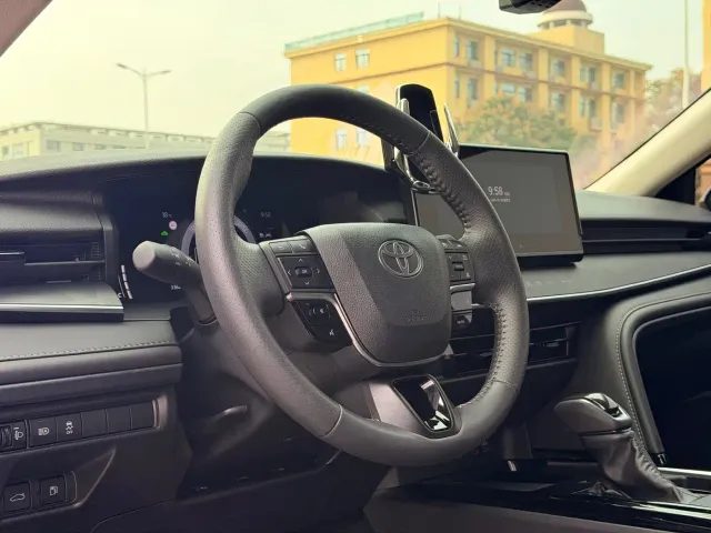Toyota Camry — Фото автомобиля 27