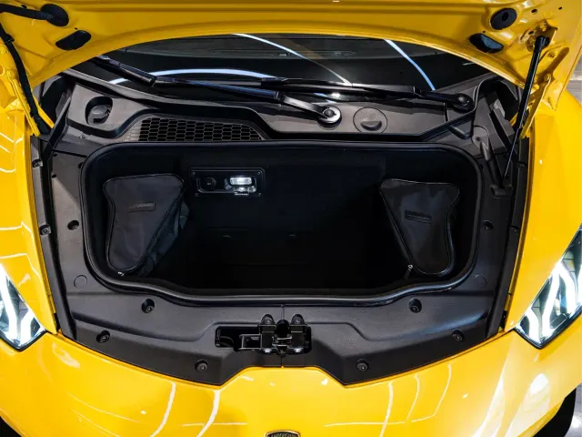 Lamborghini Huracan — Фото автомобиля 9