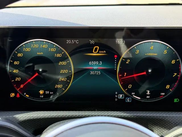Mercedes-Benz A-Class — Фото автомобиля 17