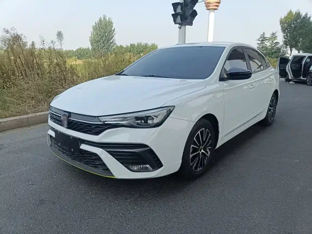 Фотография автомобиля — Roewe i5