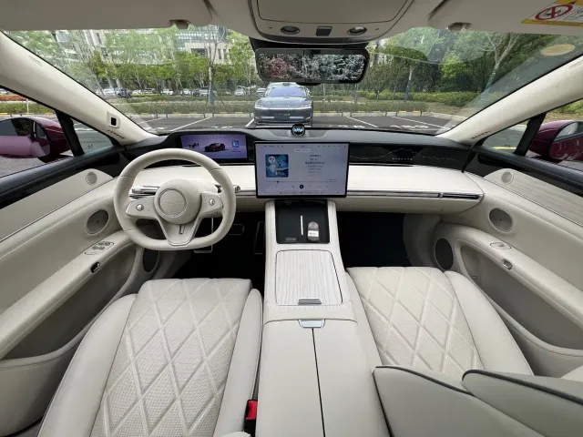 Stelato S9 — Фото автомобиля 7