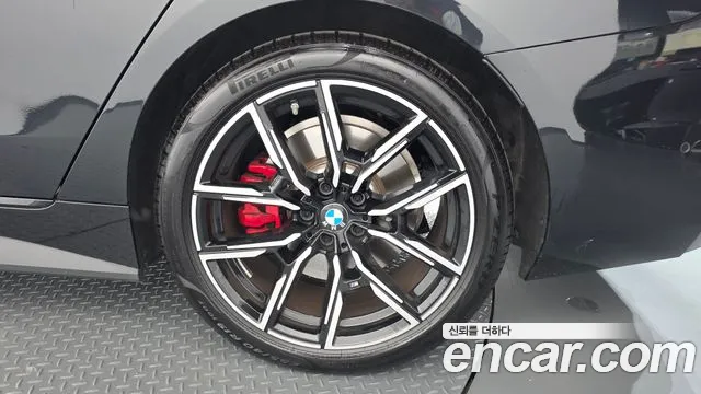 BMW 4 Series G22 — Фото автомобиля 21