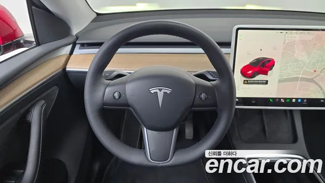 Tesla Model Y — Фото автомобиля 19