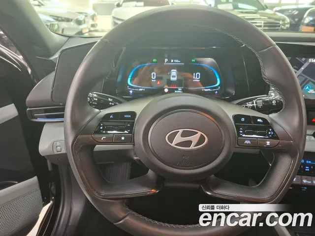 Hyundai Avante CN7 — Фото автомобиля 5