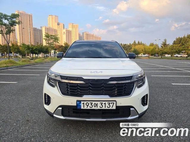 Kia Seltos Бензин 1.6 турбо 2WD — Фото автомобиля 3