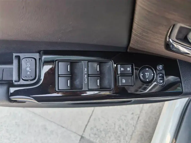 Honda Odyssey — Фото автомобиля 7