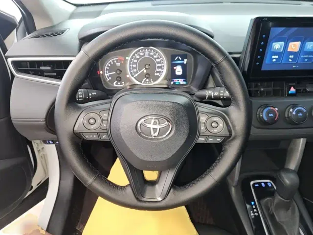 Toyota Corolla Cross — Фото автомобиля 10