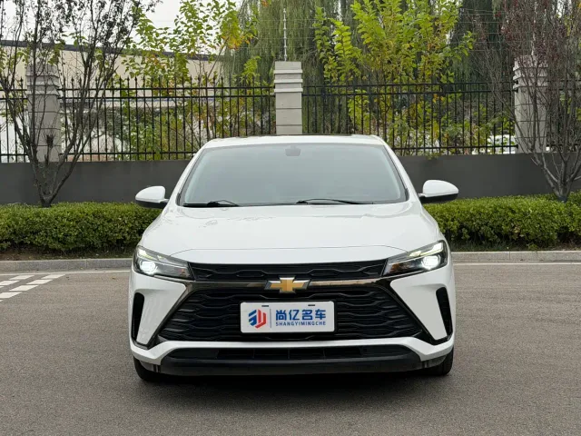 Chevrolet Monza — Фото автомобиля 16