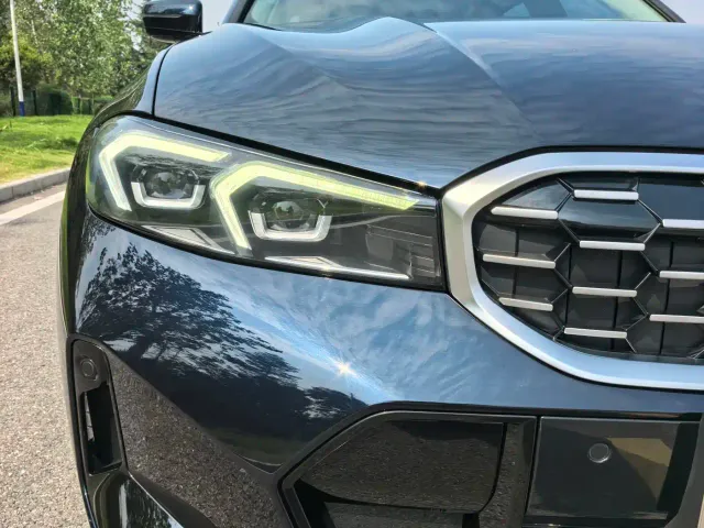 BMW 3 Series — Фото автомобиля 4