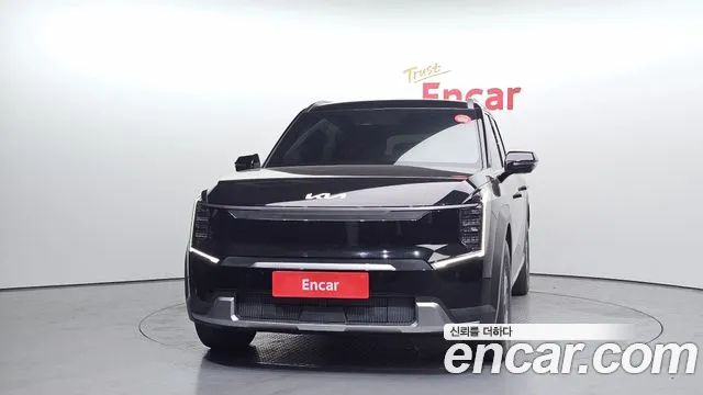 Kia EV9 — Фото автомобиля 3