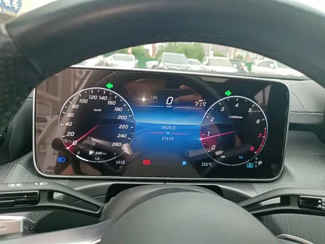 Mercedes-Benz C-Class — Фото автомобиля 11