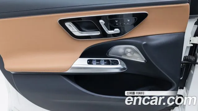 Mercedes-Benz E-Class — Фото автомобиля 15