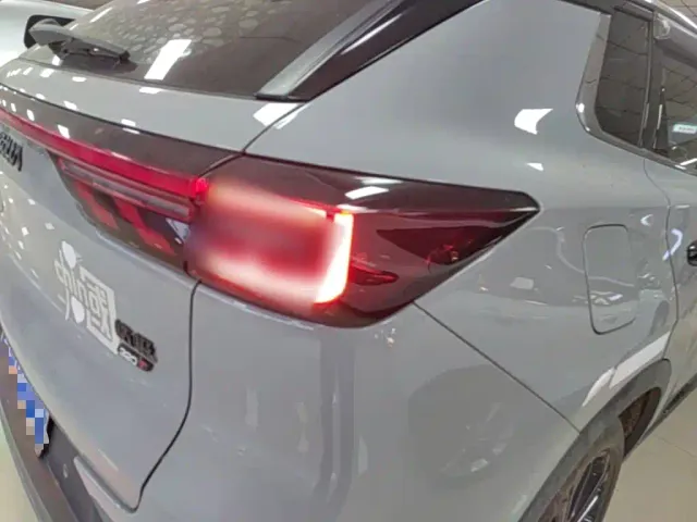 Dongfeng Haoji — Фото автомобиля 7