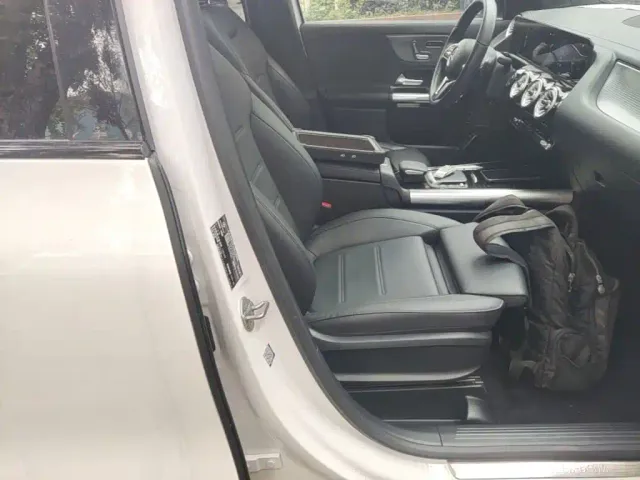 Mercedes-Benz GLA-Class — Фото автомобиля 24