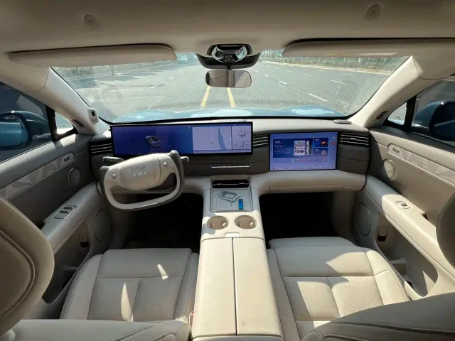 IM Motors LS6 — Фото автомобиля 6