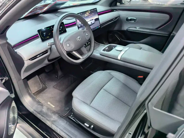 Changan Qiyuan A06 — Фото автомобиля 4