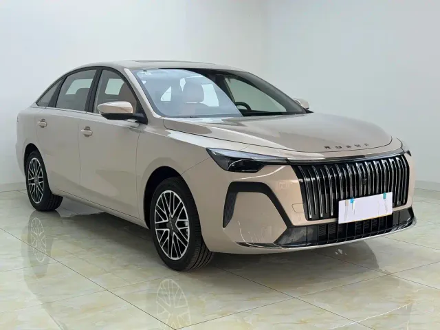 Roewe i6 — Фото автомобиля 3