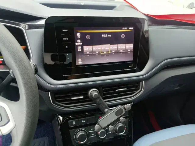 Volkswagen Tharu — Фото автомобиля 12