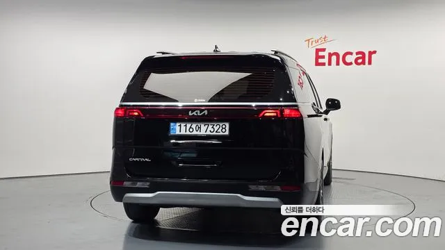 Kia Canival Carnival 4 поколение Бензин 9 мест Prestige — Фото автомобиля 4