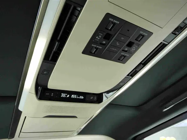 Toyota Alphard — Фото автомобиля 22