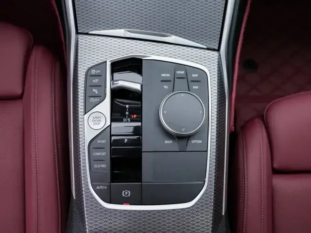 BMW 3 Series — Фото автомобиля 12