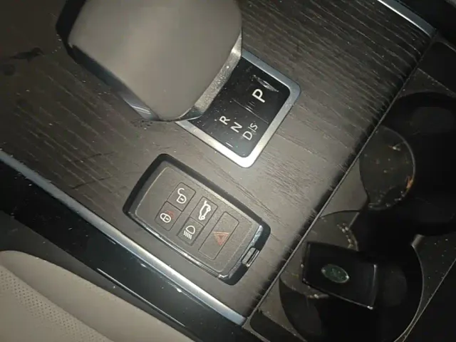 Land Rover Range Rover Evoque — Фото автомобиля 16