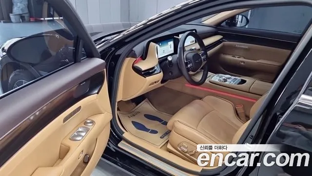 Genesis G90 Бензин 3.5 турбо AWD — Фото автомобиля 10