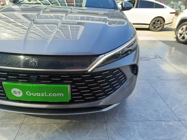 BYD Qin L — Фото автомобиля 23