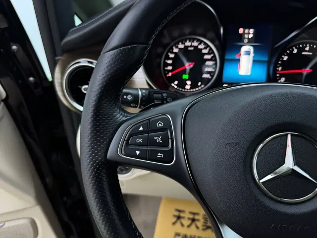 Mercedes-Benz V-Class — Фото автомобиля 18