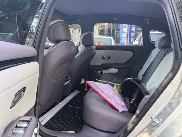 Changan Qiyuan A06 — Фото автомобиля 4