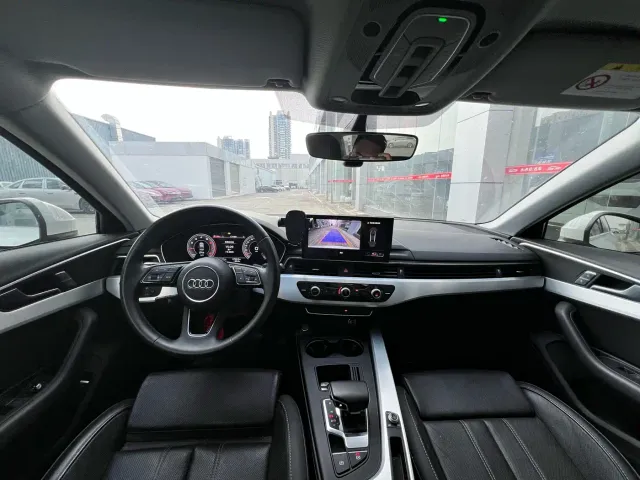 Audi A4L — Фото автомобиля 9
