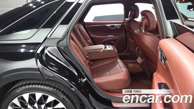 Hyundai Grandeur GN7 — Фото автомобиля 12
