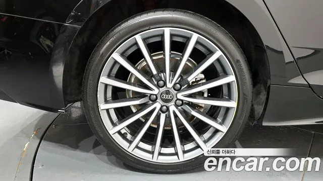 Audi A5 — Фото автомобиля 5