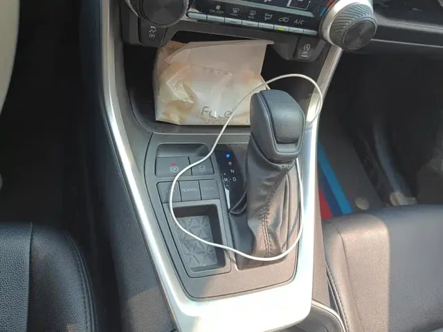 Toyota Wildlander — Фото автомобиля 16