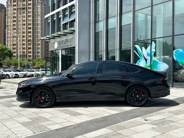 Honda Accord 2024 260TURBO Luxury Edition — Фото автомобиля 4